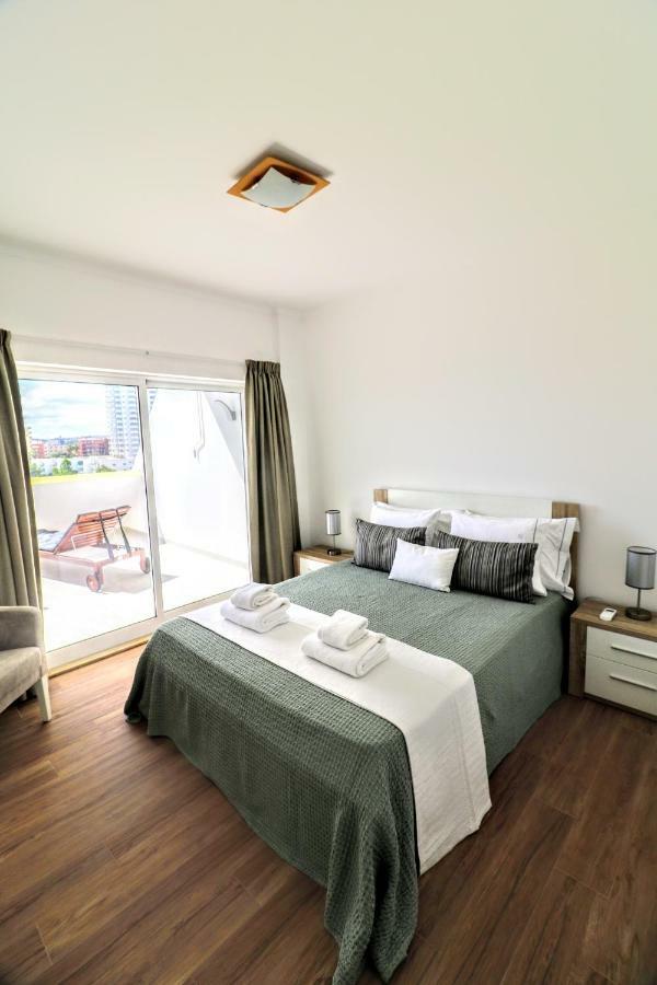 Ferienwohnung By The Sea - Sea View Torres Portimão Exterior foto